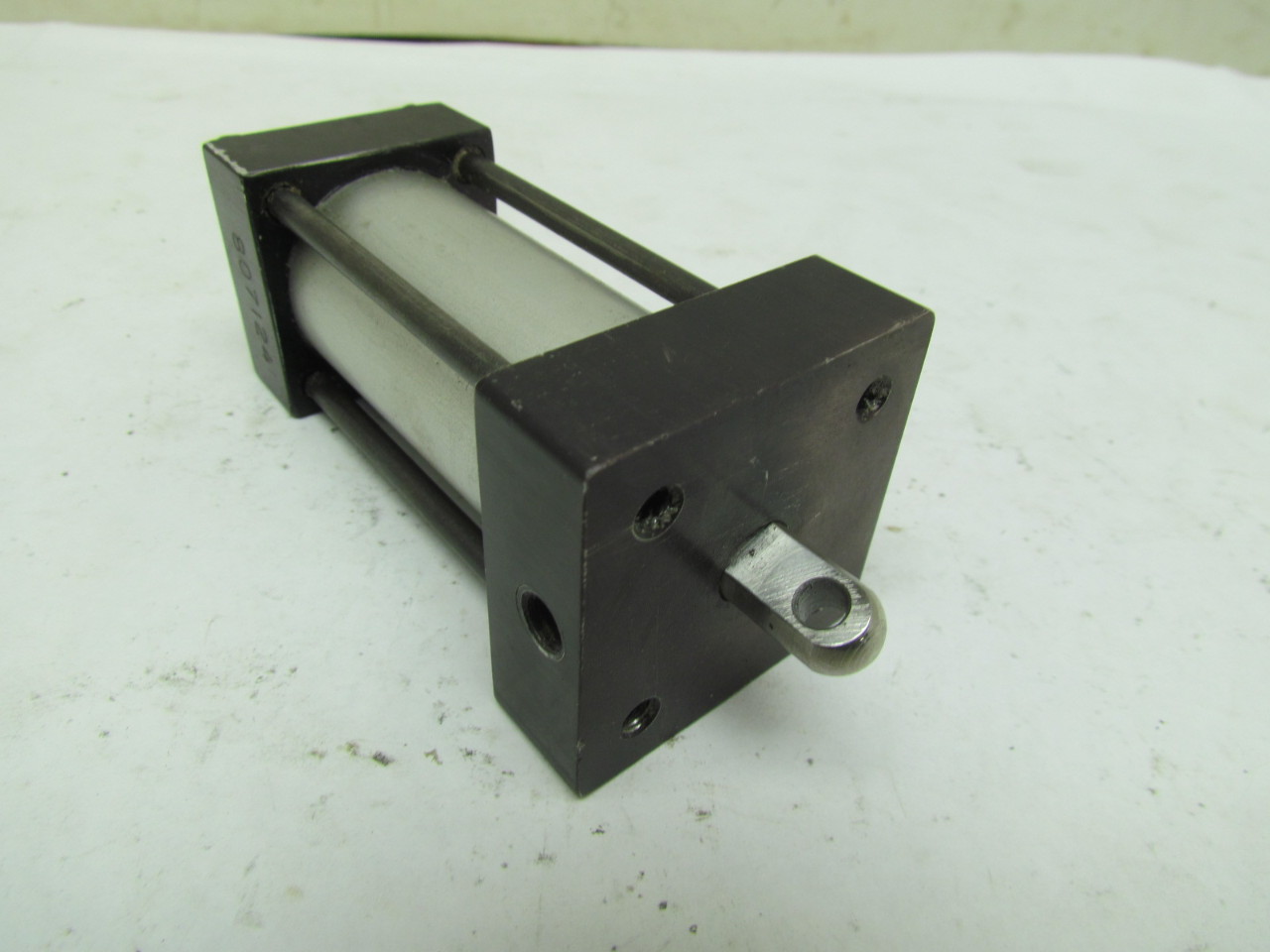 807124 Pneumatic Air Clamping Cylinder 11/4" Bore 2" Stroke eBay