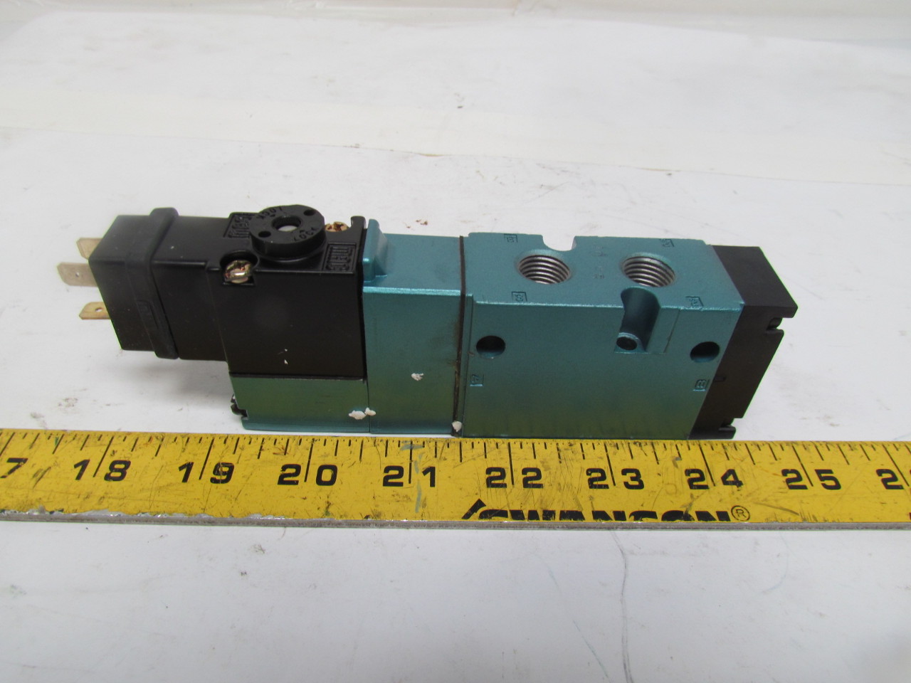 Mac 812CPM591JM112 Pneumatic Solenoid Air Valve 24VDC 25 to 150psi