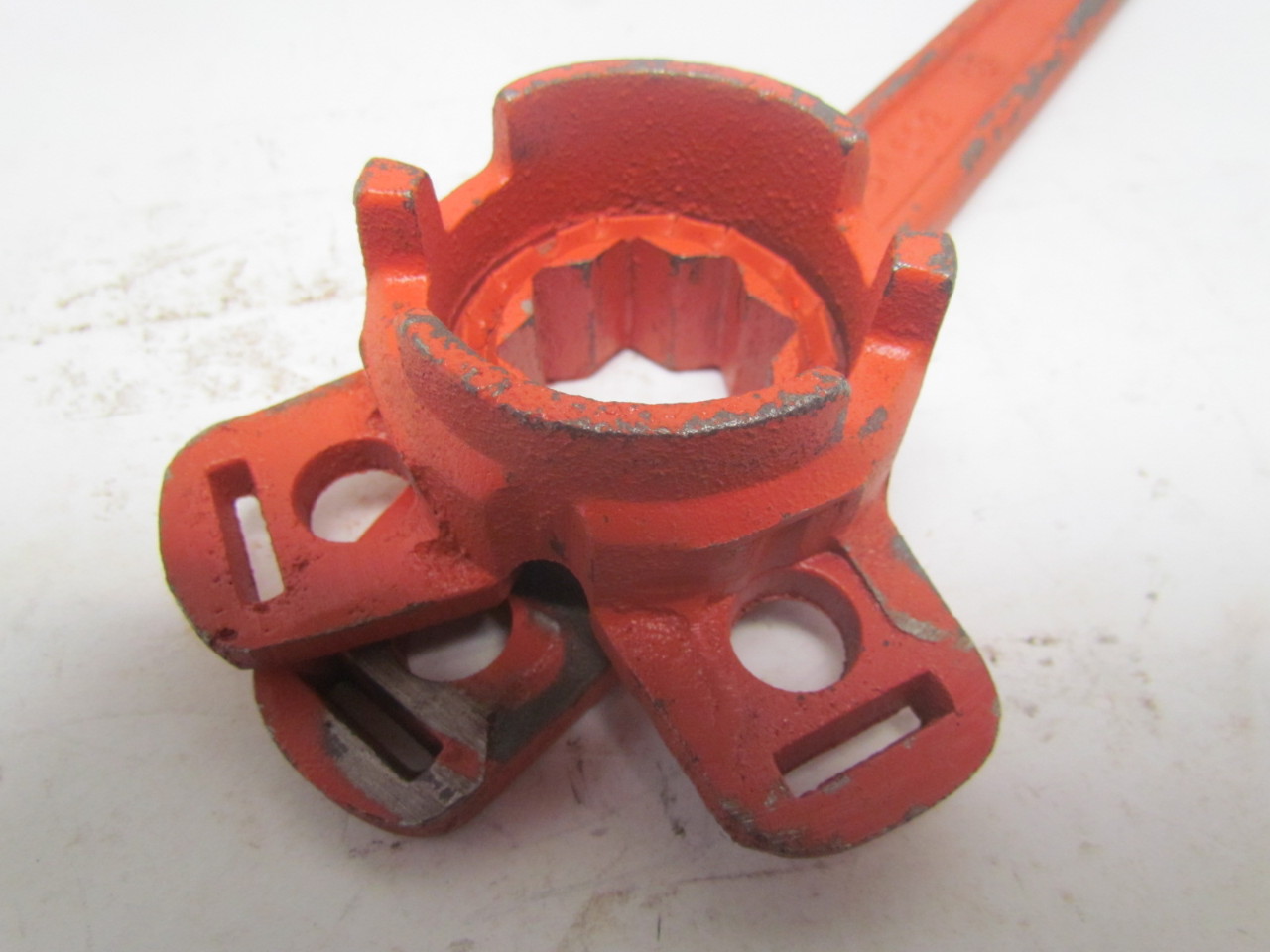 Resun 54692 A3 Resun Locking Plug Valve Wrench/Handle 1" For 1" Square