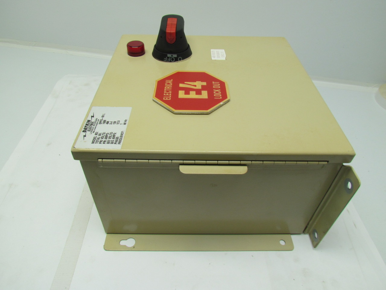 DayKin GPFS03 L Transformer Disconnect Switch Enclosure 1500VA 480