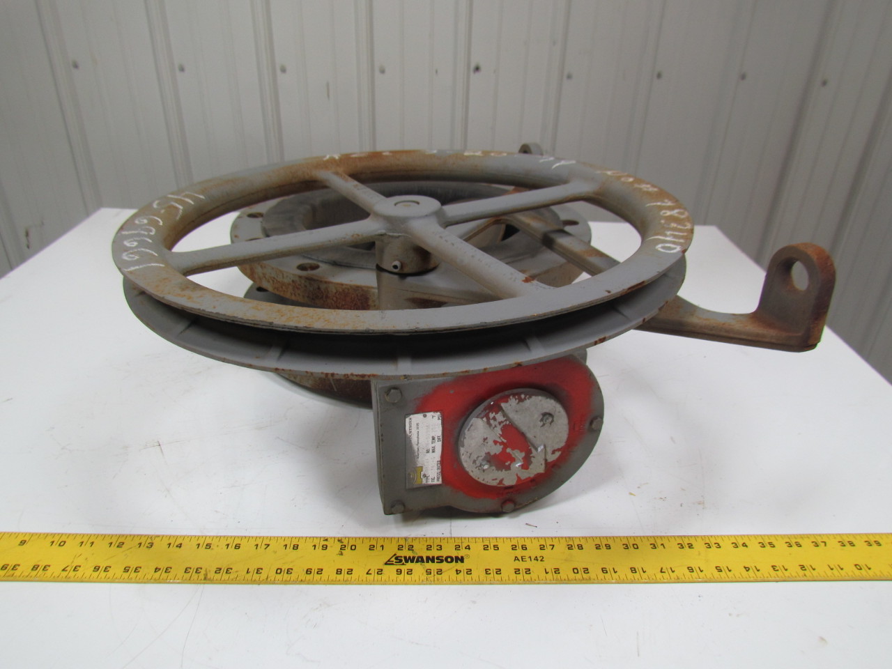 Mosser 150RF B8099A 12" Butterfly Valve Actuated Chain Wheel Brass