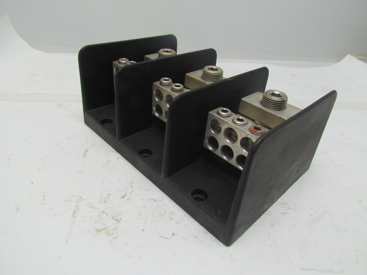 Ilsco PDB165003 Power Distribution Block 3Pole 380A AL9CU 500MCM4