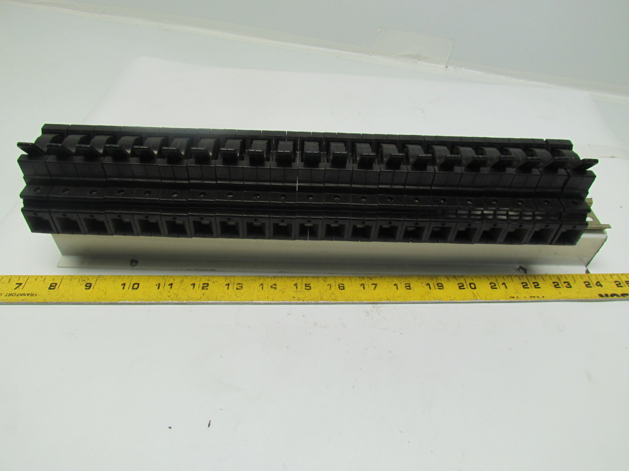 Phoenix UK10.3Hesi Fuse Holder Terminal Block Strip 35mm DIN Rail 21