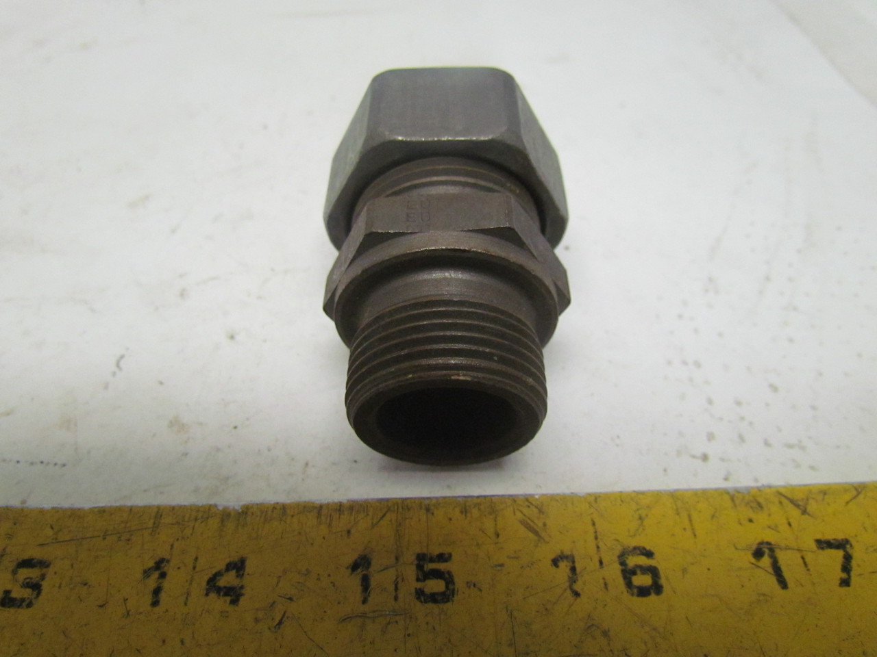 Parker EO EGE22LRED Metric Fitting Swivel Connector 22mm Tube x G3/4