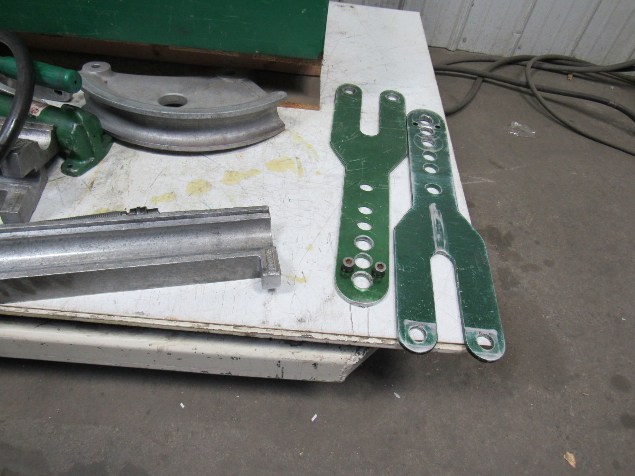 Greenlee 882 Hydraulic Pipe Bender w/Pump 11/42" EMT Kit eBay