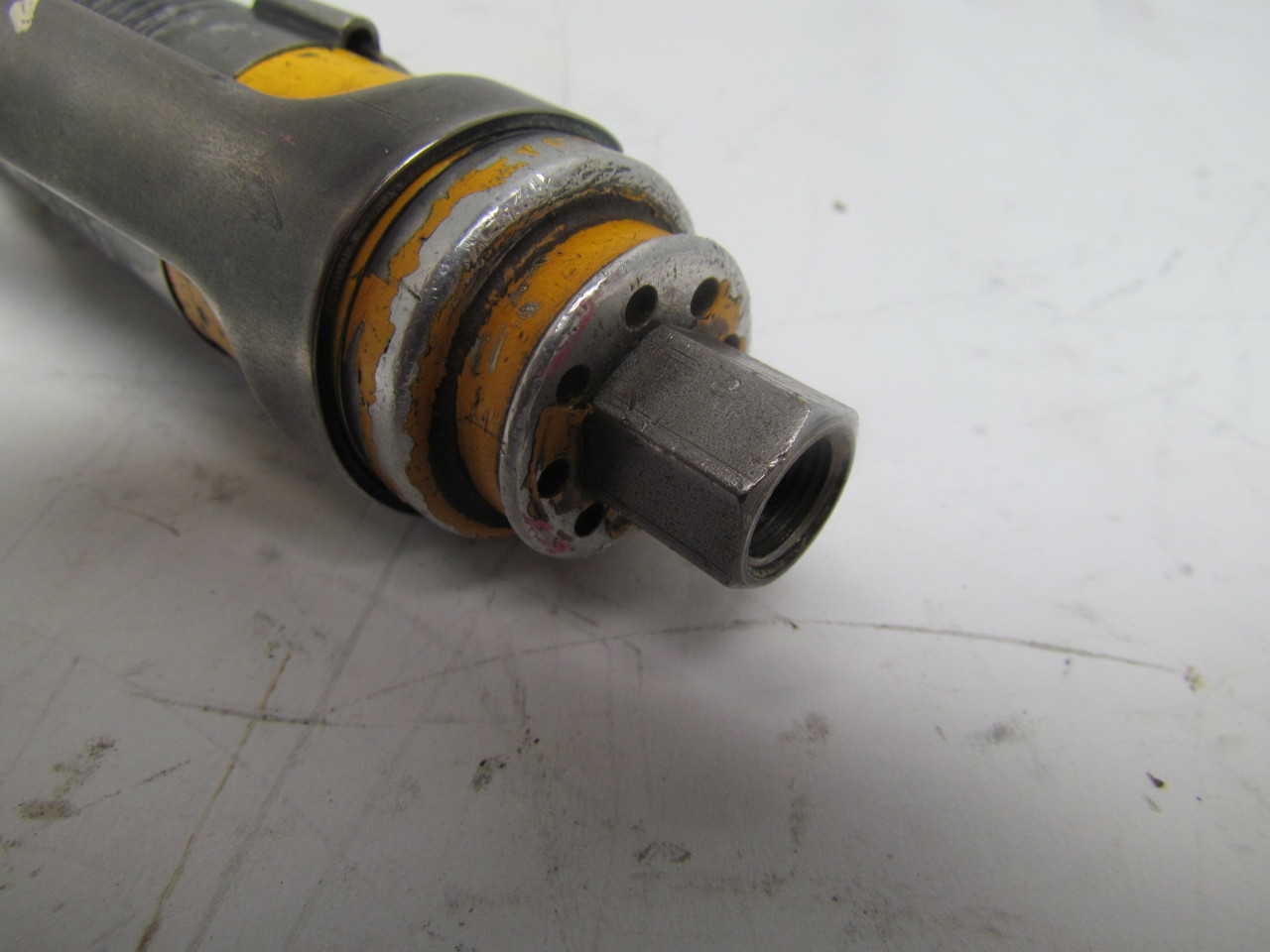 Atlas Copco 1/4" Pneumatic Angle Nutrunner