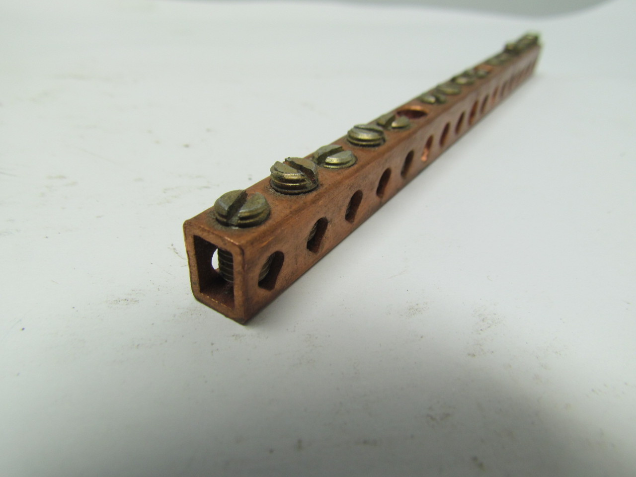 Ilsco D167 Copper Neutral Ground Bar 63/4 Length 600V Lot of 2 eBay