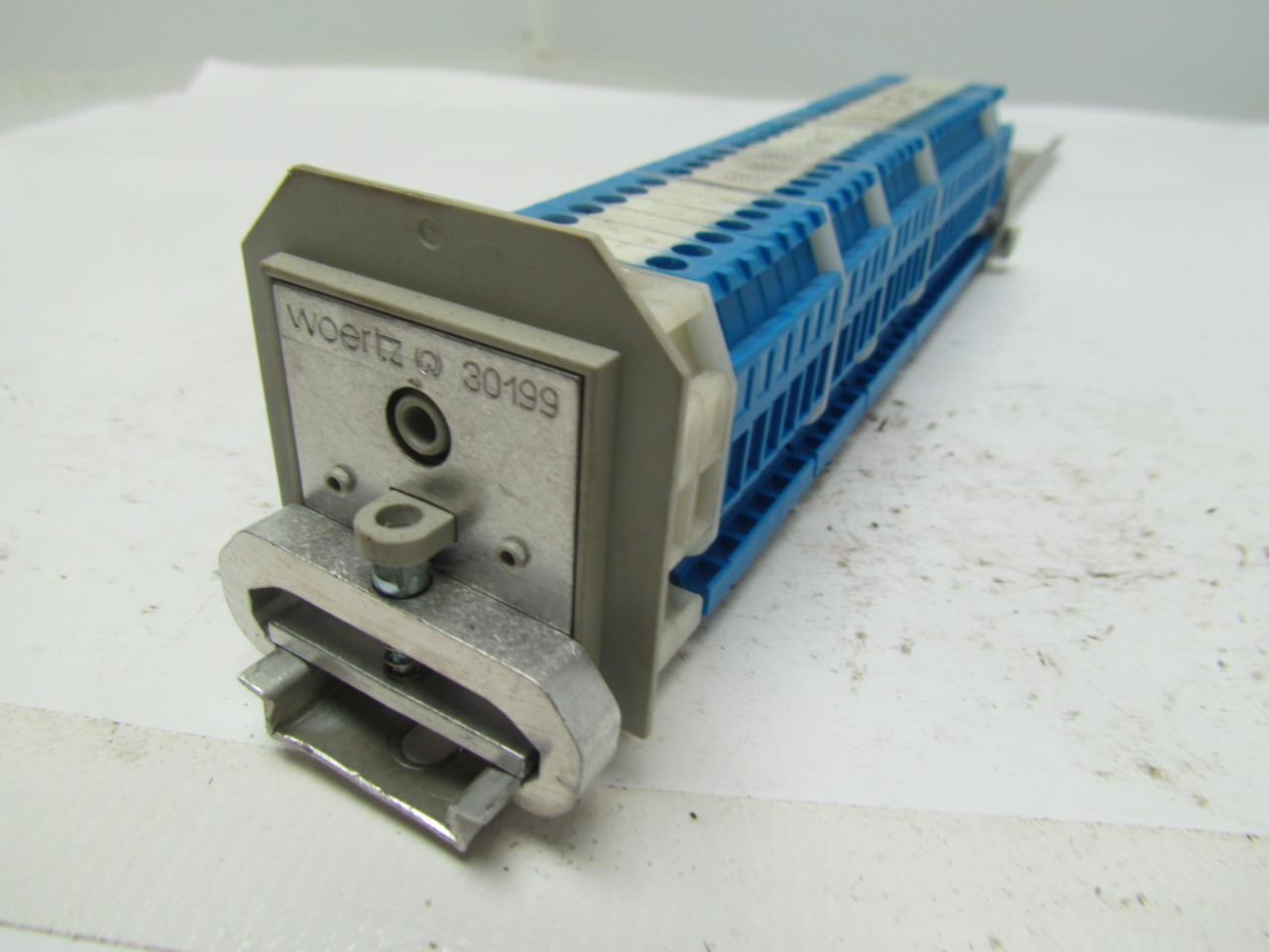 Allen Bradley 1492HM1B 27 Terminal Blocks 13/8 Wide DIN Rail 55/16 Long