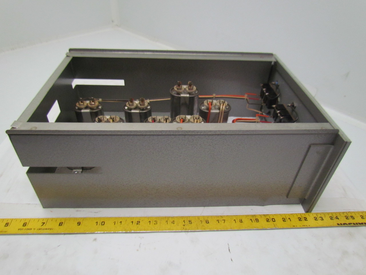 LabVolt EMS 8331 Variable Capacitance Load Module Electromechanical