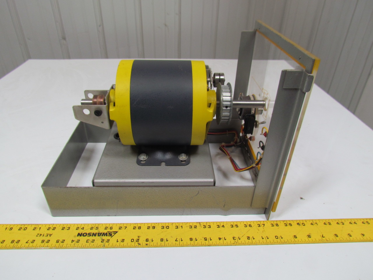 Lab Volt EMS 8241 3PH Synchronous Motor/Generator Electromechanical