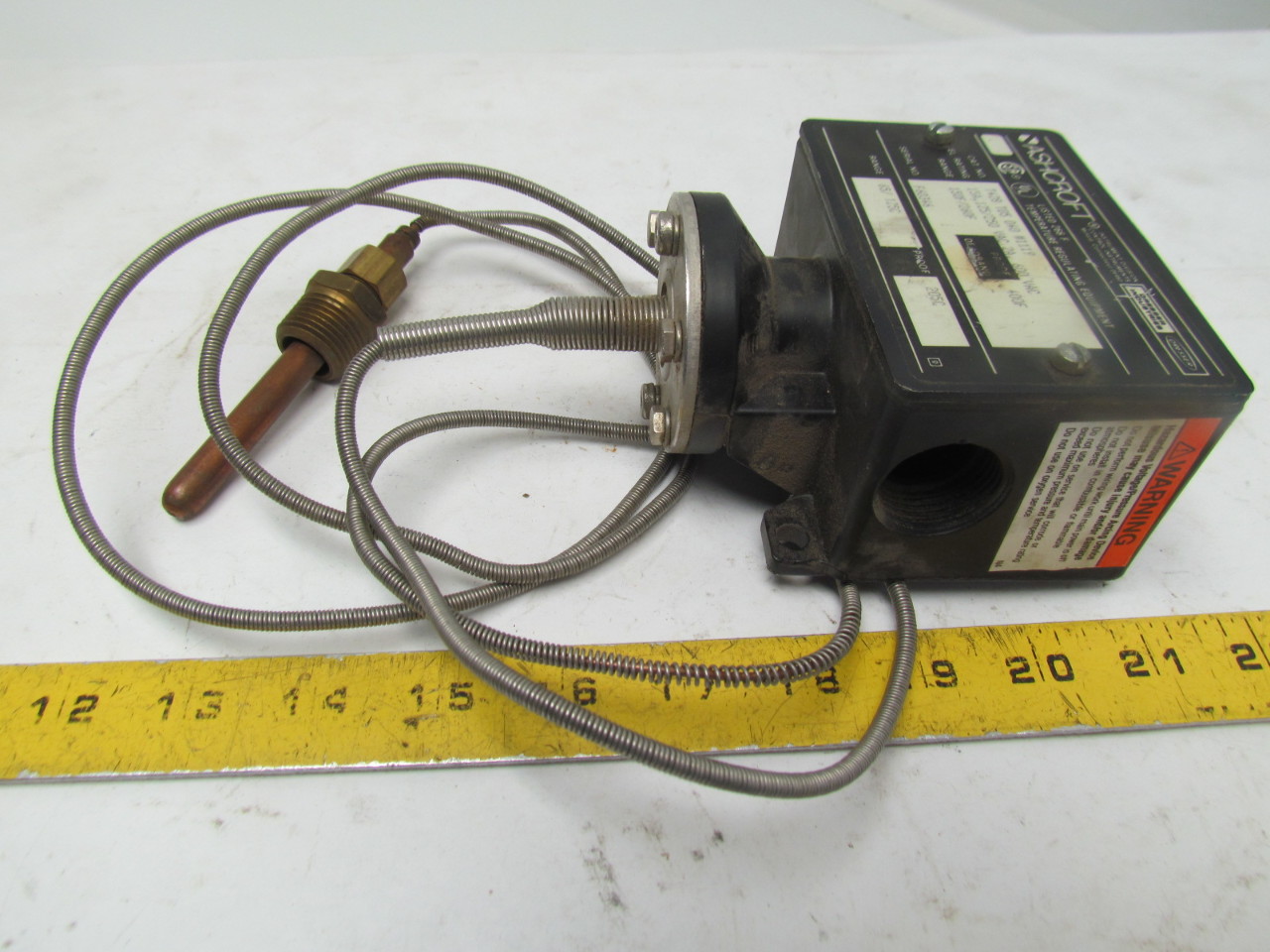 Ashcroft Temperature Regulator Switch Manual Reset W/Mounting Bracket