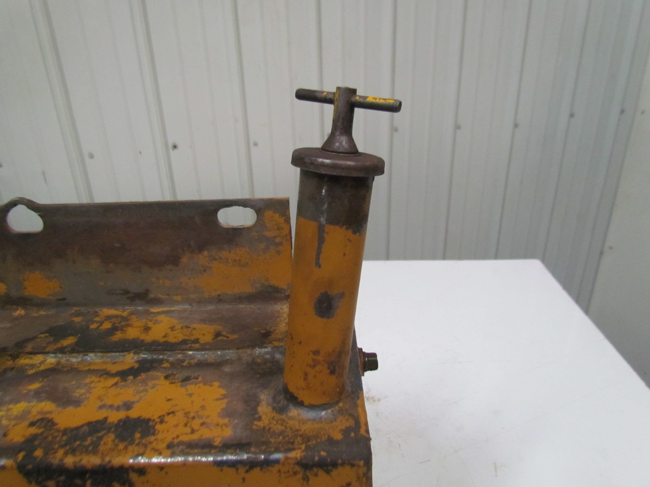 Hydraulic Oil Tank Reservoir Forklift Log Splitter W/Dipstick 1" & 11/