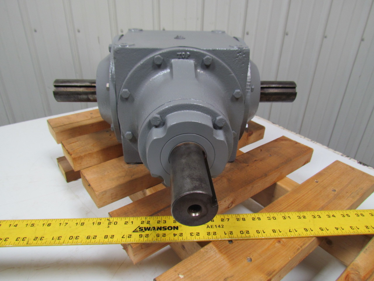 Hub City 1010 Style B 11 Ratio Bevel Gear Drive Gearbox Reducer 2