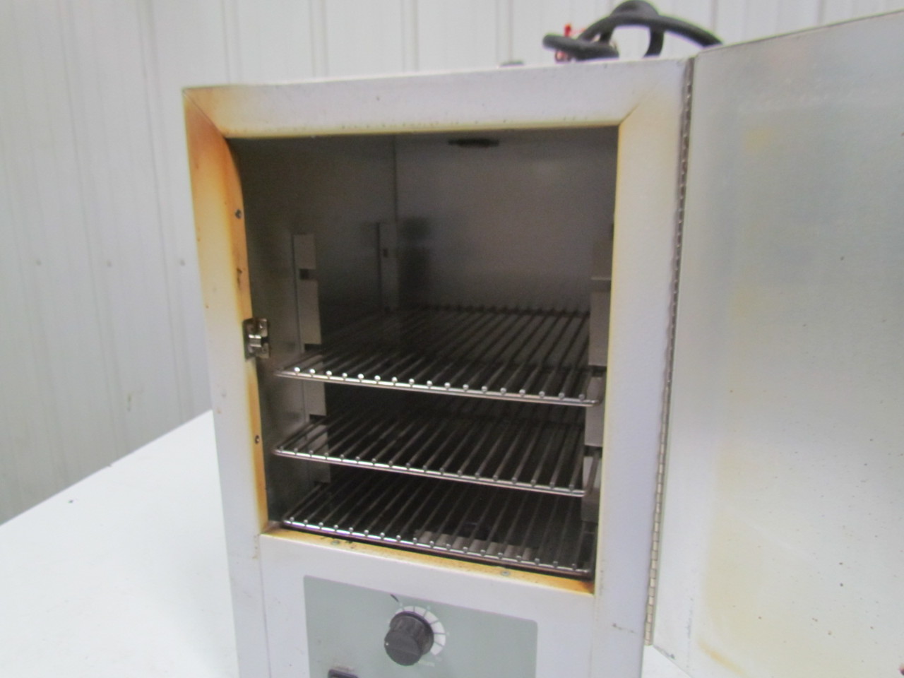 Fisher Scientific 3510FS Benchtop Incubator Laboratory Oven 120V 500W 4