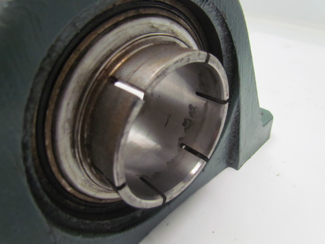 DODGE DL 23/16 211 23/16"Dia Bore Air Handling Pillow Block Bearing 2