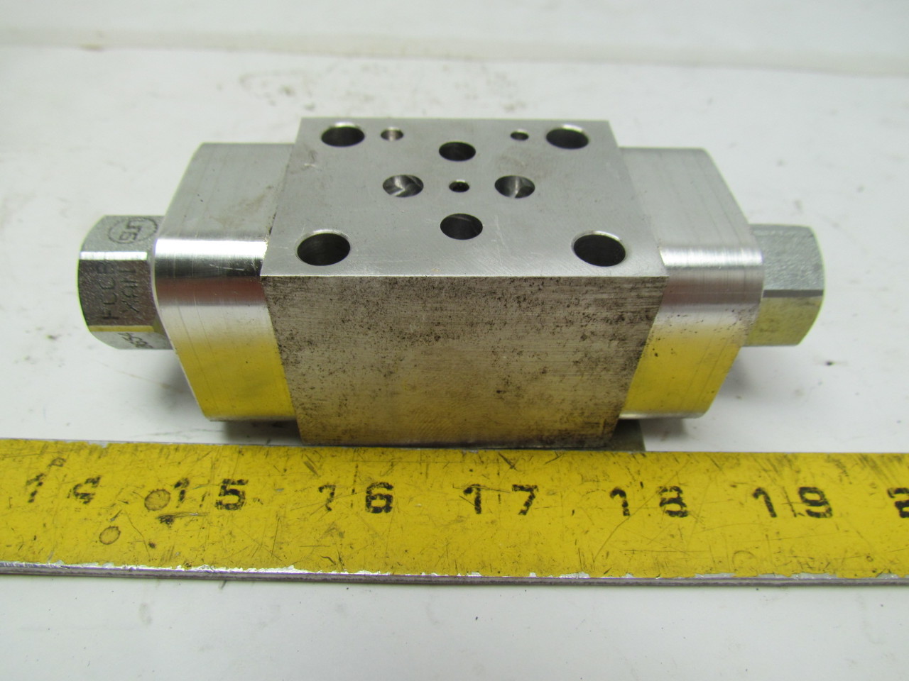 Sun Hydraulic A311079D03 Aluminum Sandwich Manifold Block w/Flow