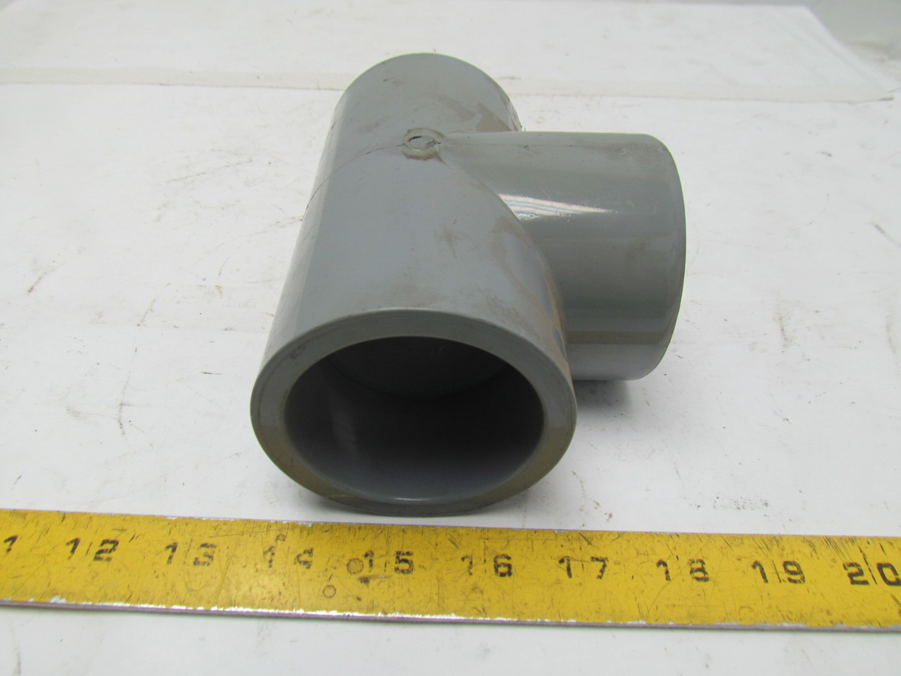 Lasco F437/F439 2"x2"x2" Sch 80 CPVC Tee Pipe Fitting Soc x Soc x Soc