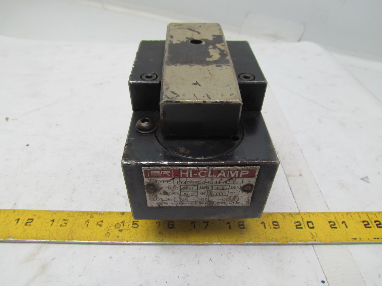 Sr ly t k ac hi clamp single action slot slide