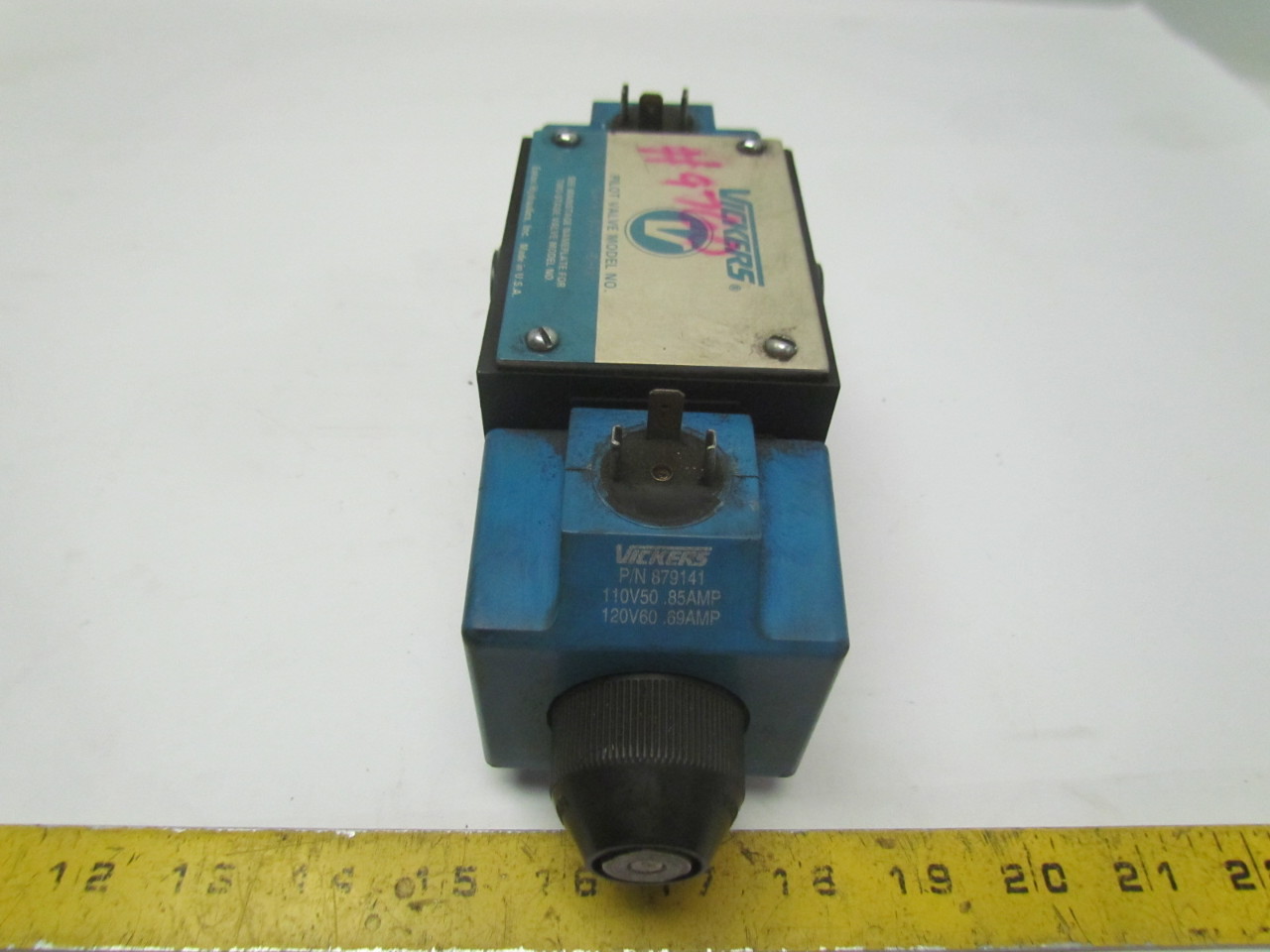 Eaton Vickers DG4S40133CUB60 Directional Hydraulic Control Valve