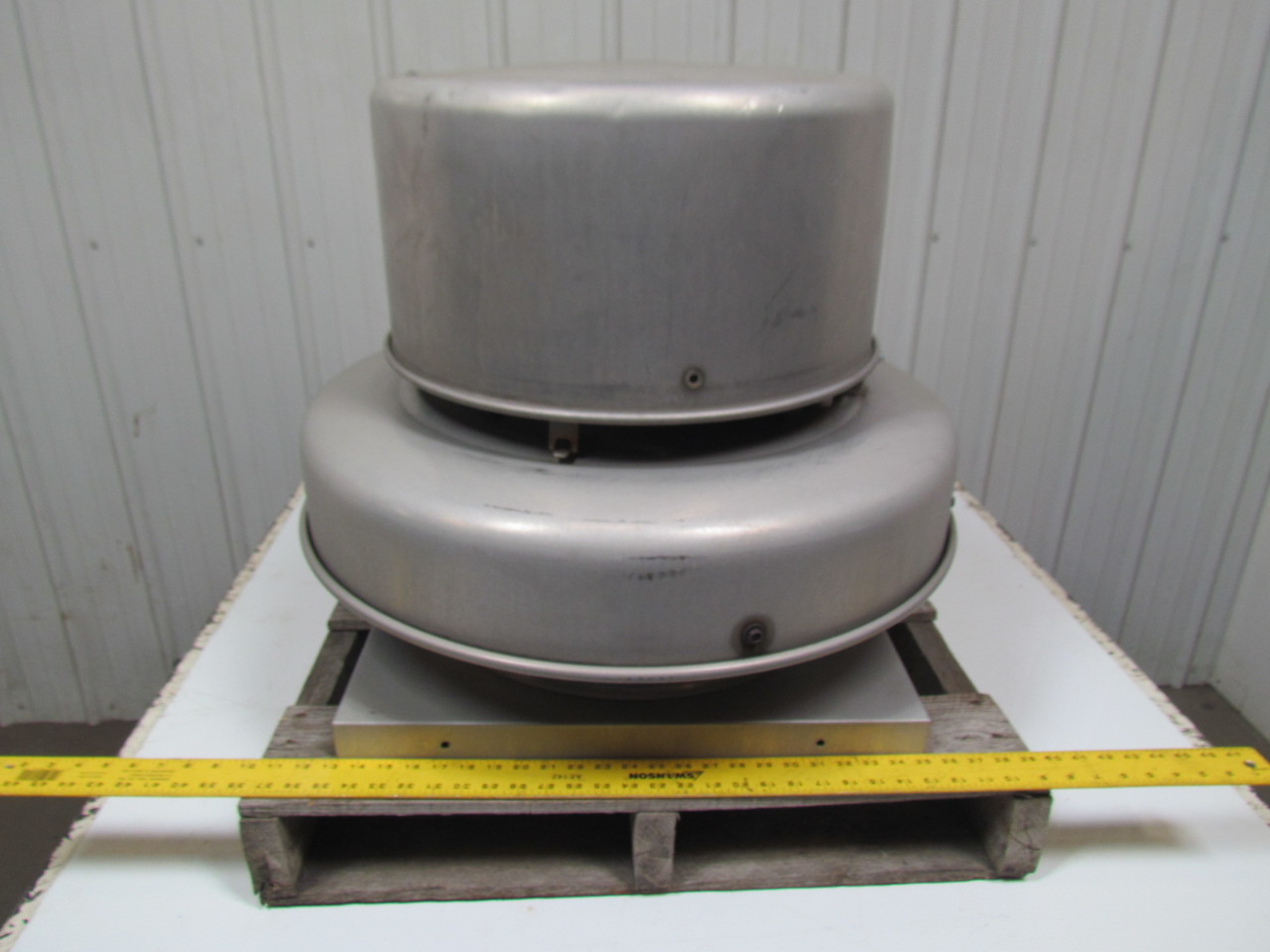 Greenheck GB1304XQD Exhaust Fan Roof mount belt drive 1/4 hp 1ph