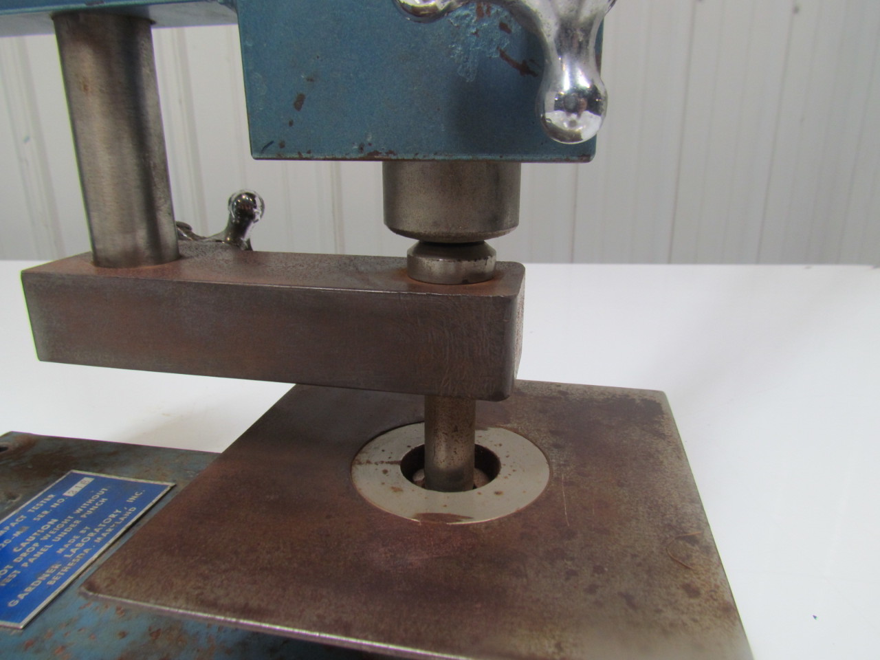 Gardner Lab No. IG 1120M2 320"Lb Impact Tester QC Inspection Equipment