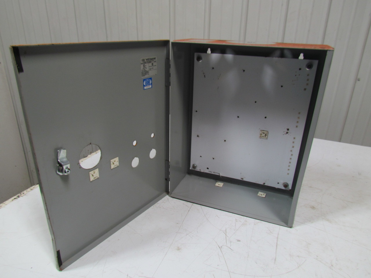 Hubbell Wiegmann N1C162006WW 20x16x6" Electrical Box/Enclosure w