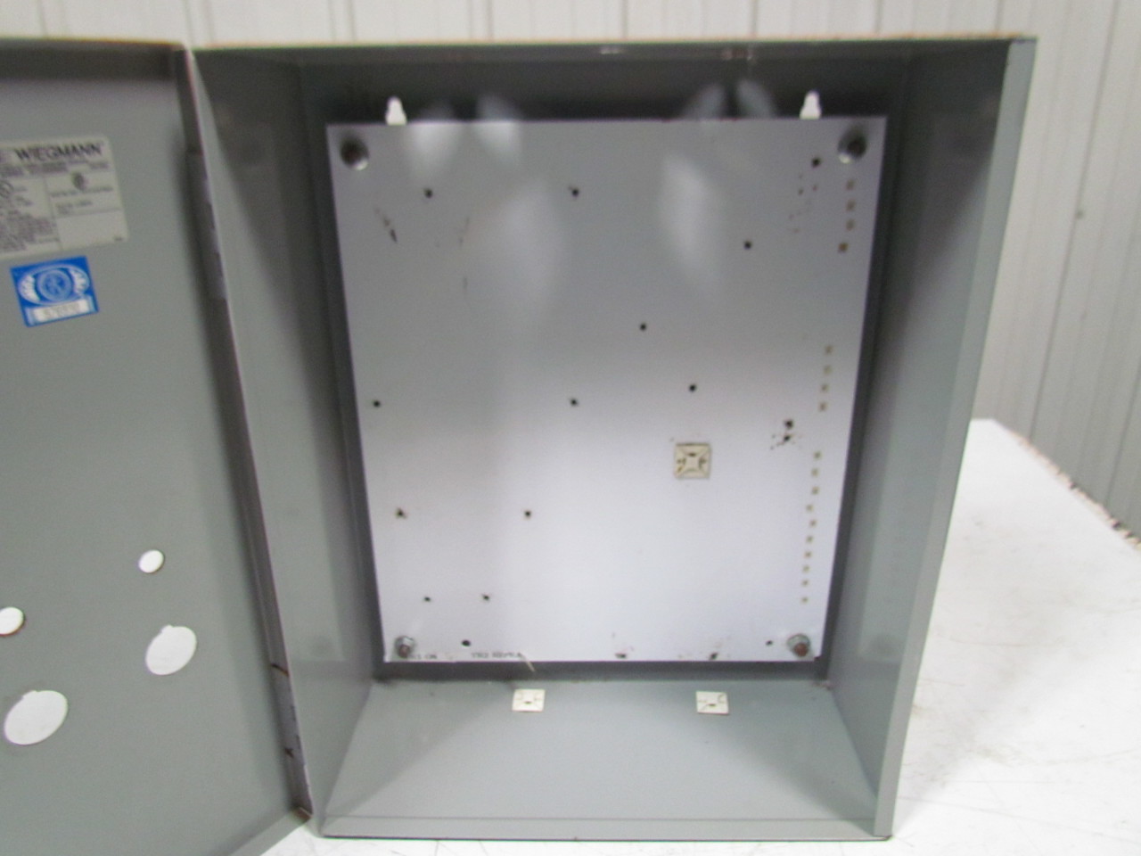 Hubbell Wiegmann N1C162006WW 20x16x6" Electrical Box/Enclosure w