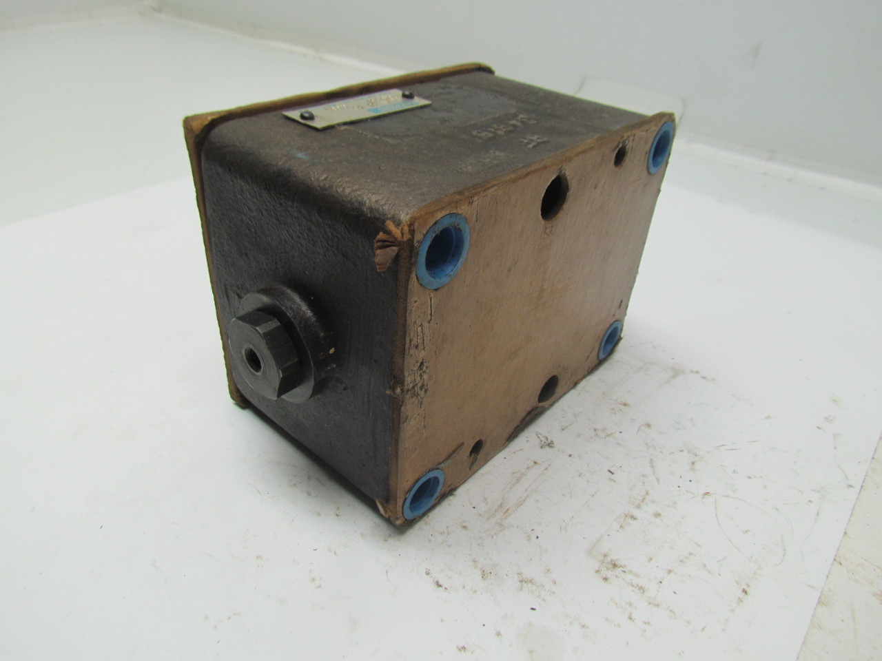 Vickers Eaton DGFN 06 50 Modular Flow Regulator Valve Size 3 4 EBay vickers-eaton-dgfn-06-50-modular-flow-regulator-valve-size-3-4-ebay