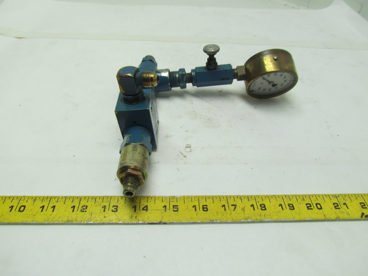 Vickers 20057A Relief Valve Block w/RV110S018/ Poppet Valve