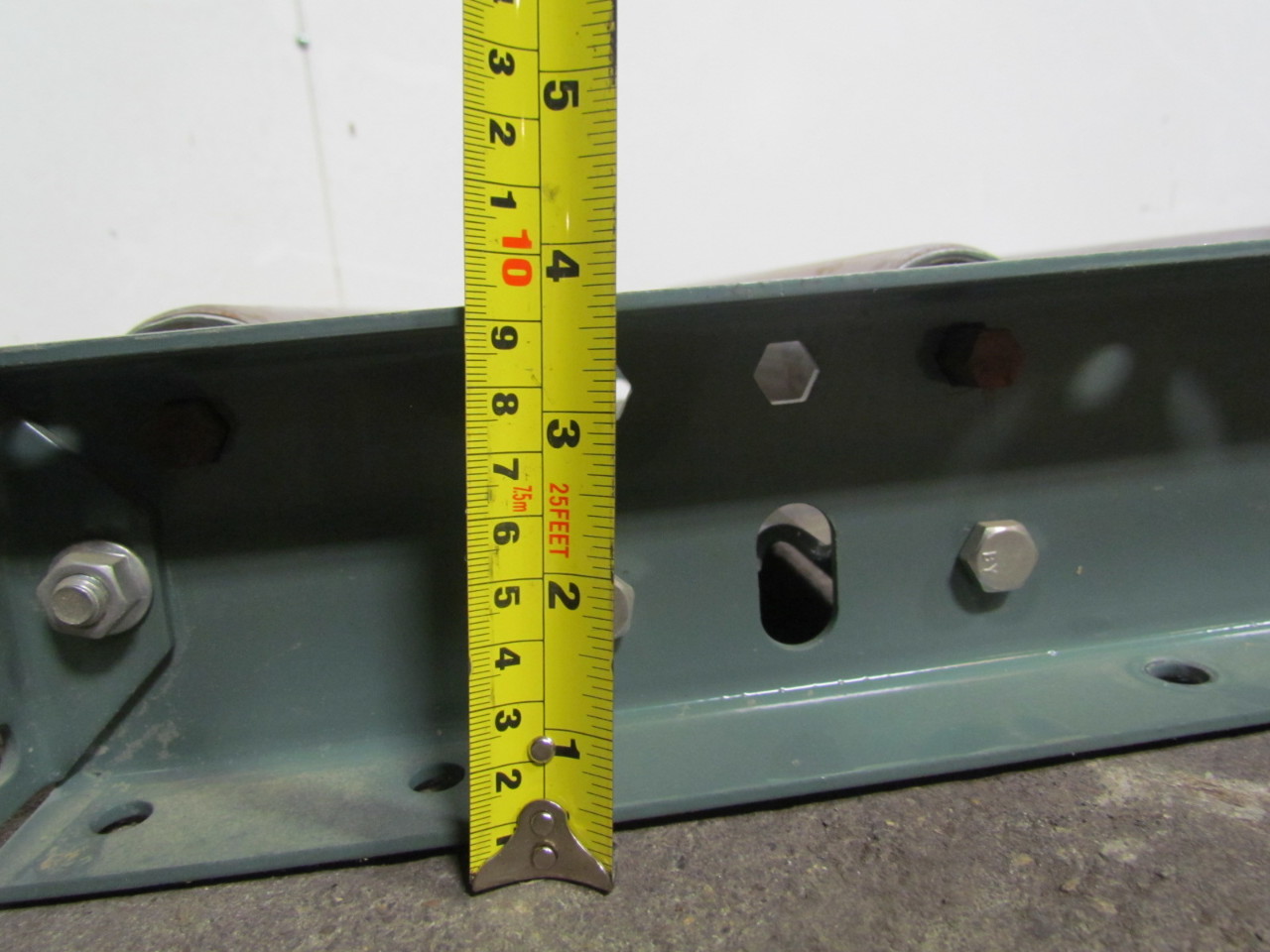 Hytrol 19SR136 Gravity Roller Conveyor 1.9" Rollers 6" o/c 16"Wx10'L