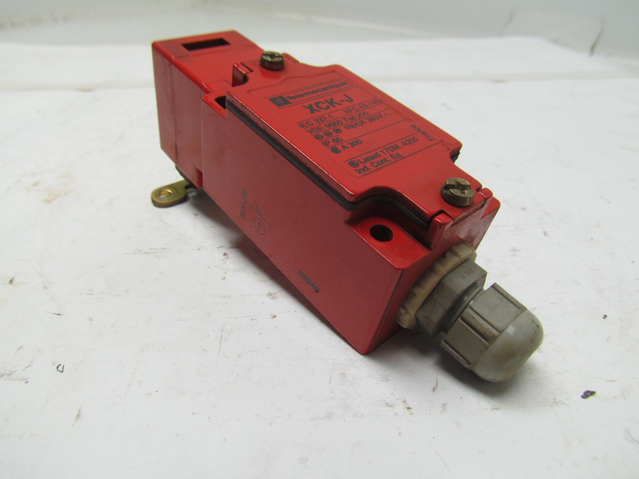 Telemecanique XCKJ Safety Interlock Limit Switch IEC 3371 NFC 63140