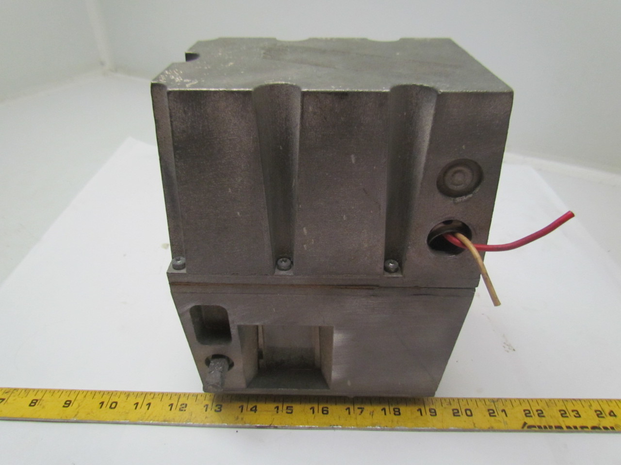 Honeywell V4055A 1064 3 Gas Valve Actuator 110/120V Gas Types GLP eBay