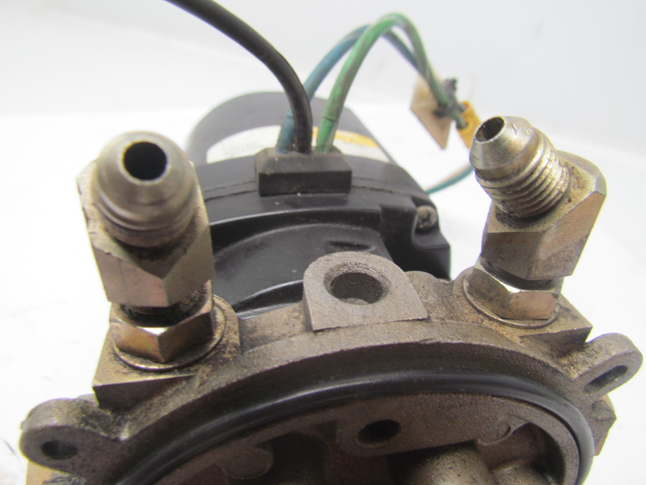 Oildyne 108AM32CL1VT Self Contained Hydraulic Power Unit 12VDC .0321CIPR