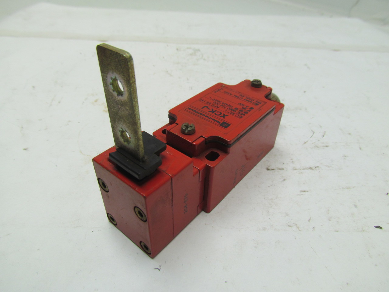 Telemecanique XCKJ Safety Interlock Limit Switch IEC 3371 NFC 63140