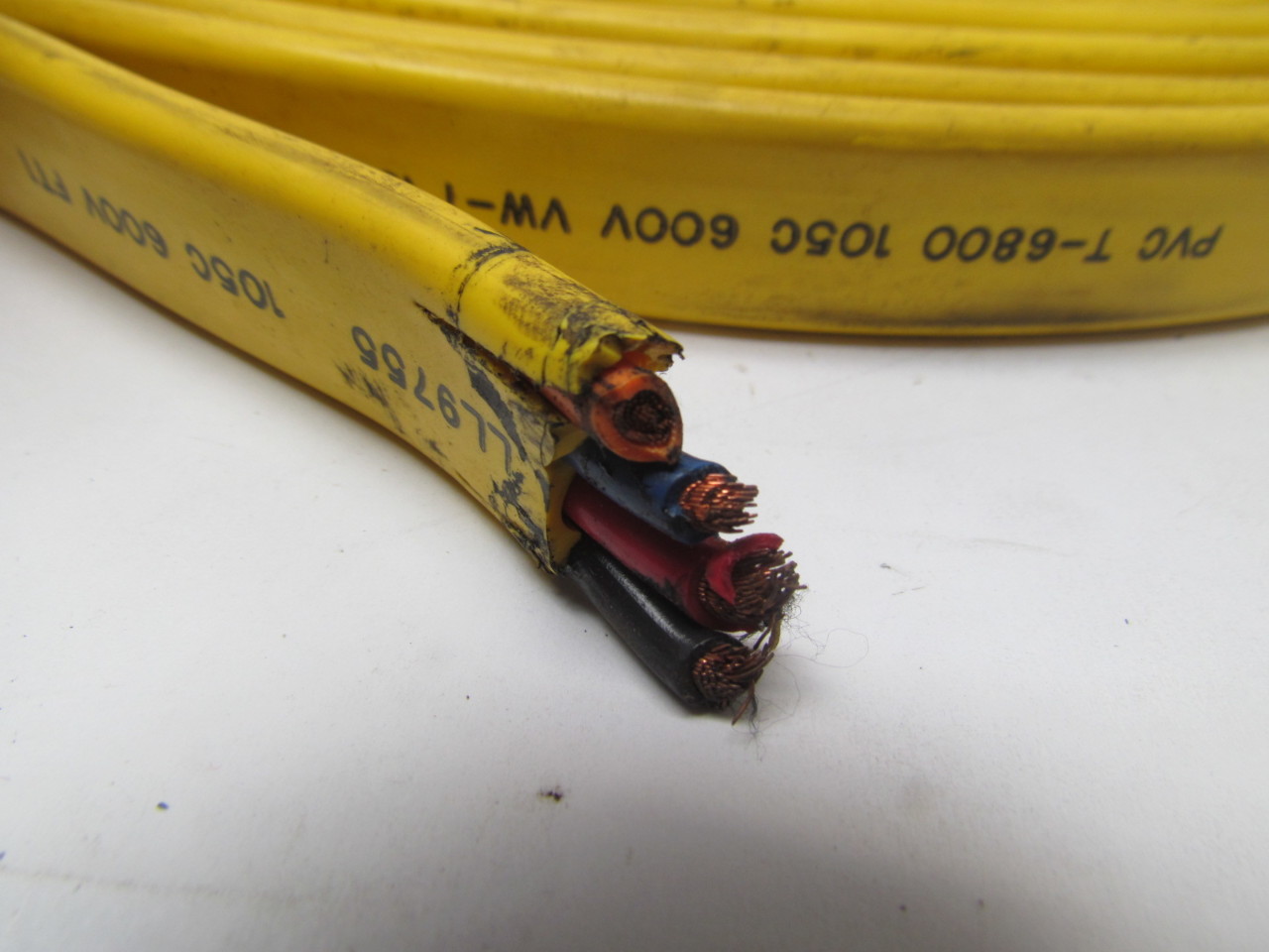 Festoon Crane Hoist Flat Wire Cable 4/10AWGCSA 600V 4 Conductor 41'