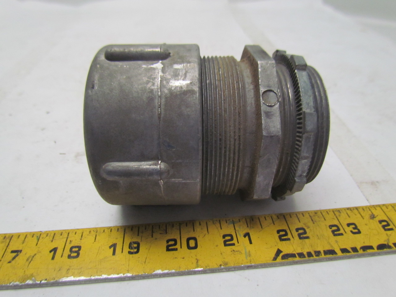 DuctOWire 13/4" Flat Cable Festoon Cord Grip 2"npt Male end Aluminum