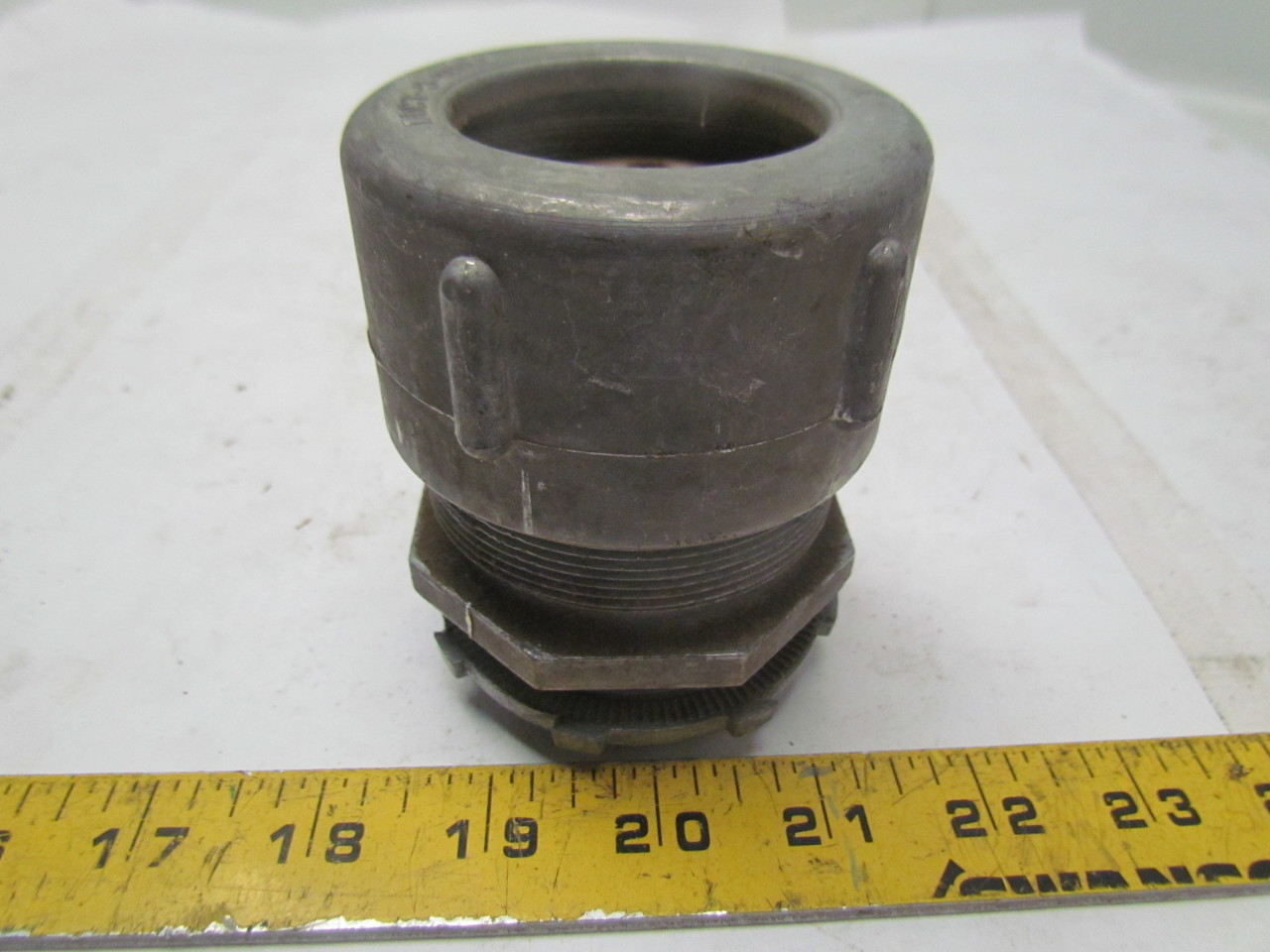 DuctOWire 13/4" Flat Cable Festoon Cord Grip 2"npt Male end Aluminum