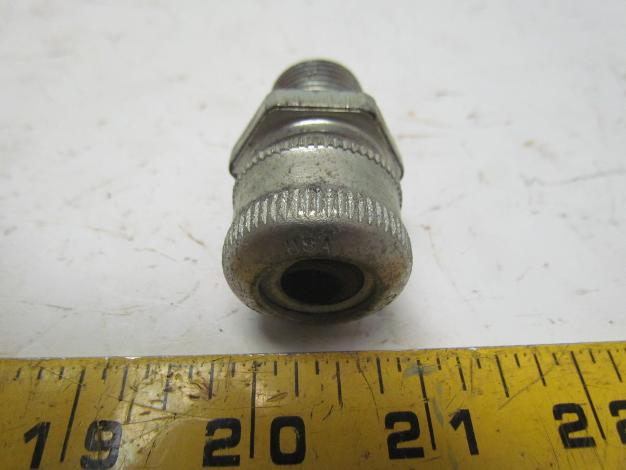 Crouse Hinds CGB192 Cord Grip Connector 125 250in 1 2"Body 3NEW 3USED