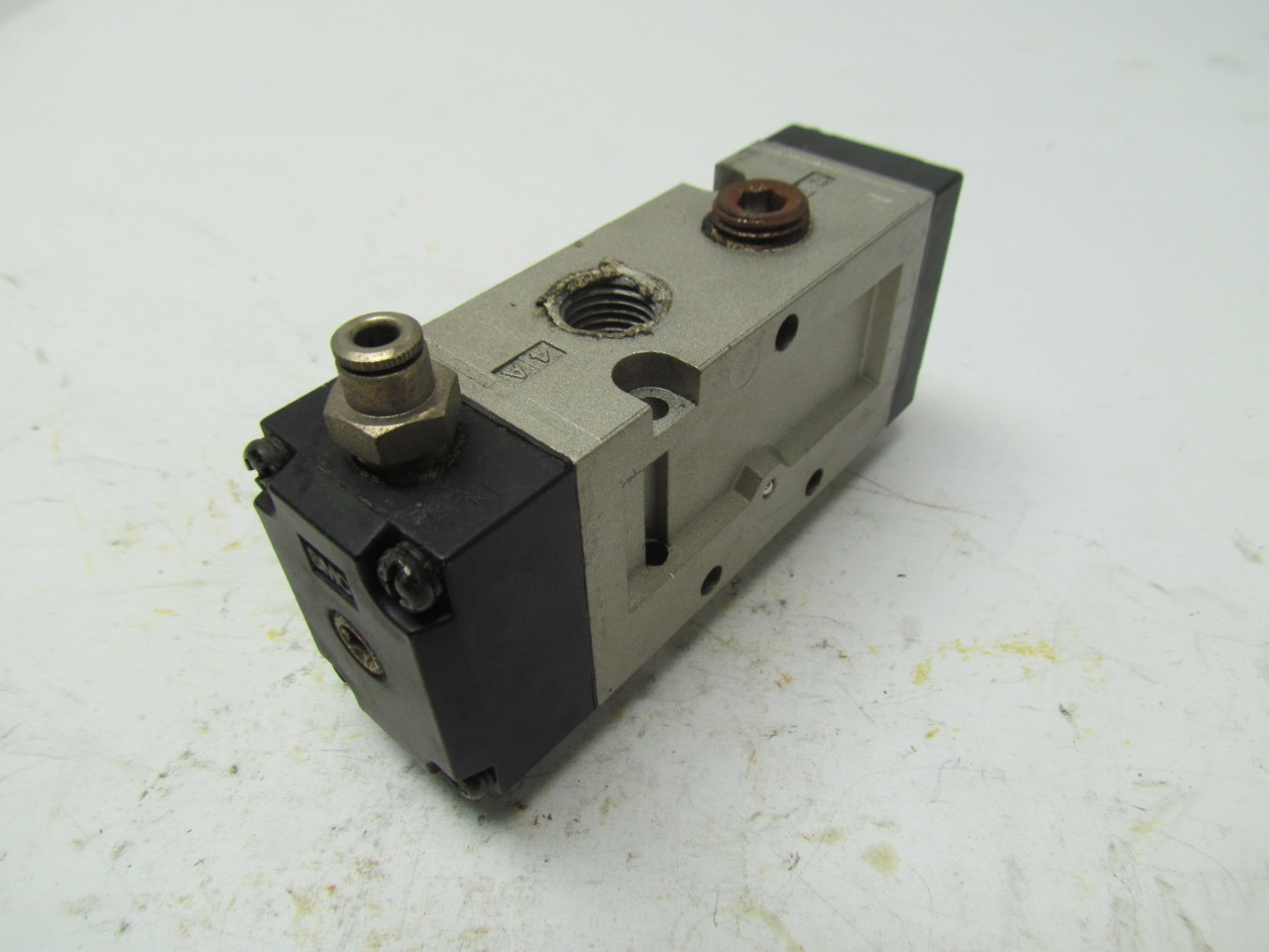 SMC NVFA512002N Piloted Air Control Valve Body Ported 4Way 2 Position