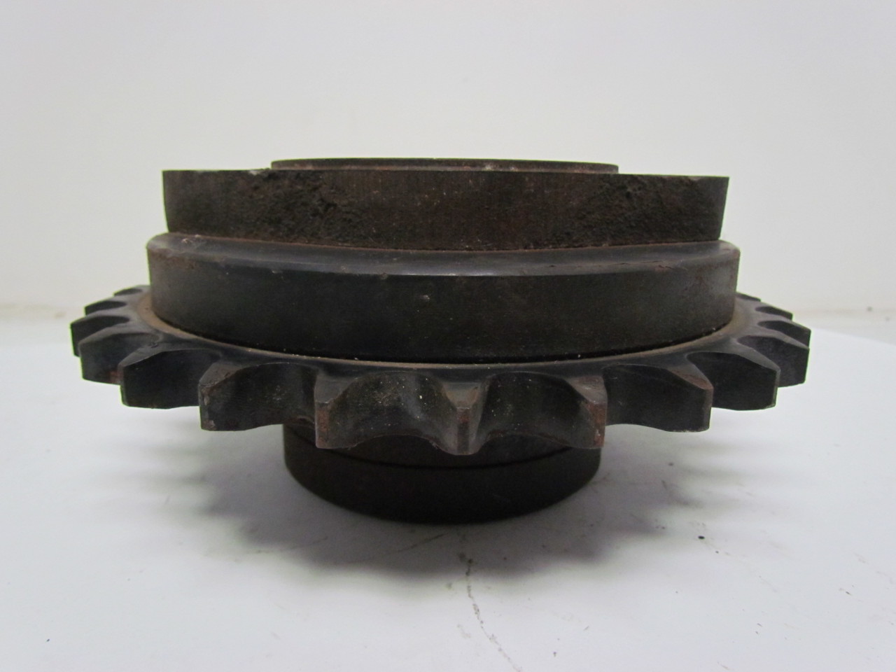 Martin SPH20 13/4 Shear Pin Hub Assembly w/No 80 28 Tooth Sprocket NOS