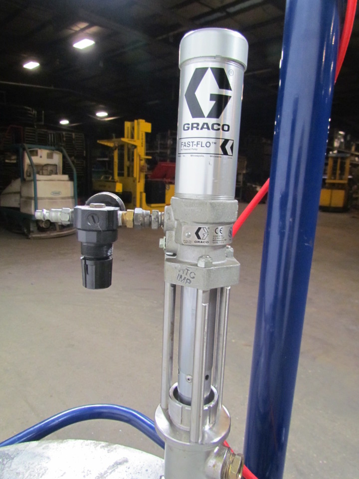 Graco Magnum Venus 226942 11 Fast Flo Transfer pump 5GPM max w/ stand