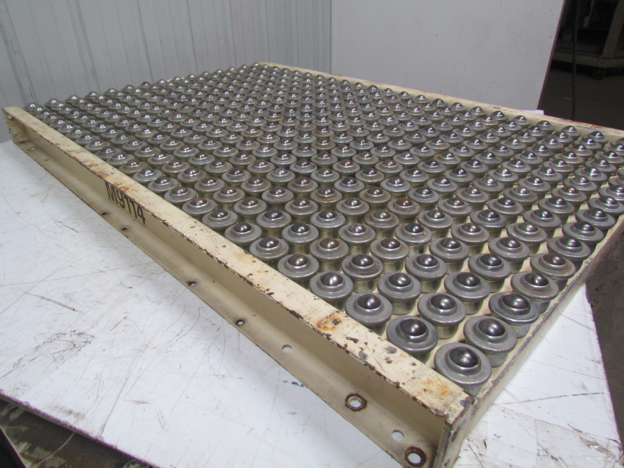 Ball Transfer Table/Conveyor 30" BF 48" Long 1" balls 2" spacing eBay