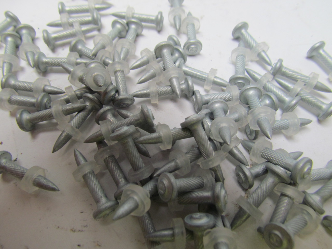 Hilti XEDNI 22P8 Carbon Steel 7/8"L Pin Nail Ballistic Fastener w