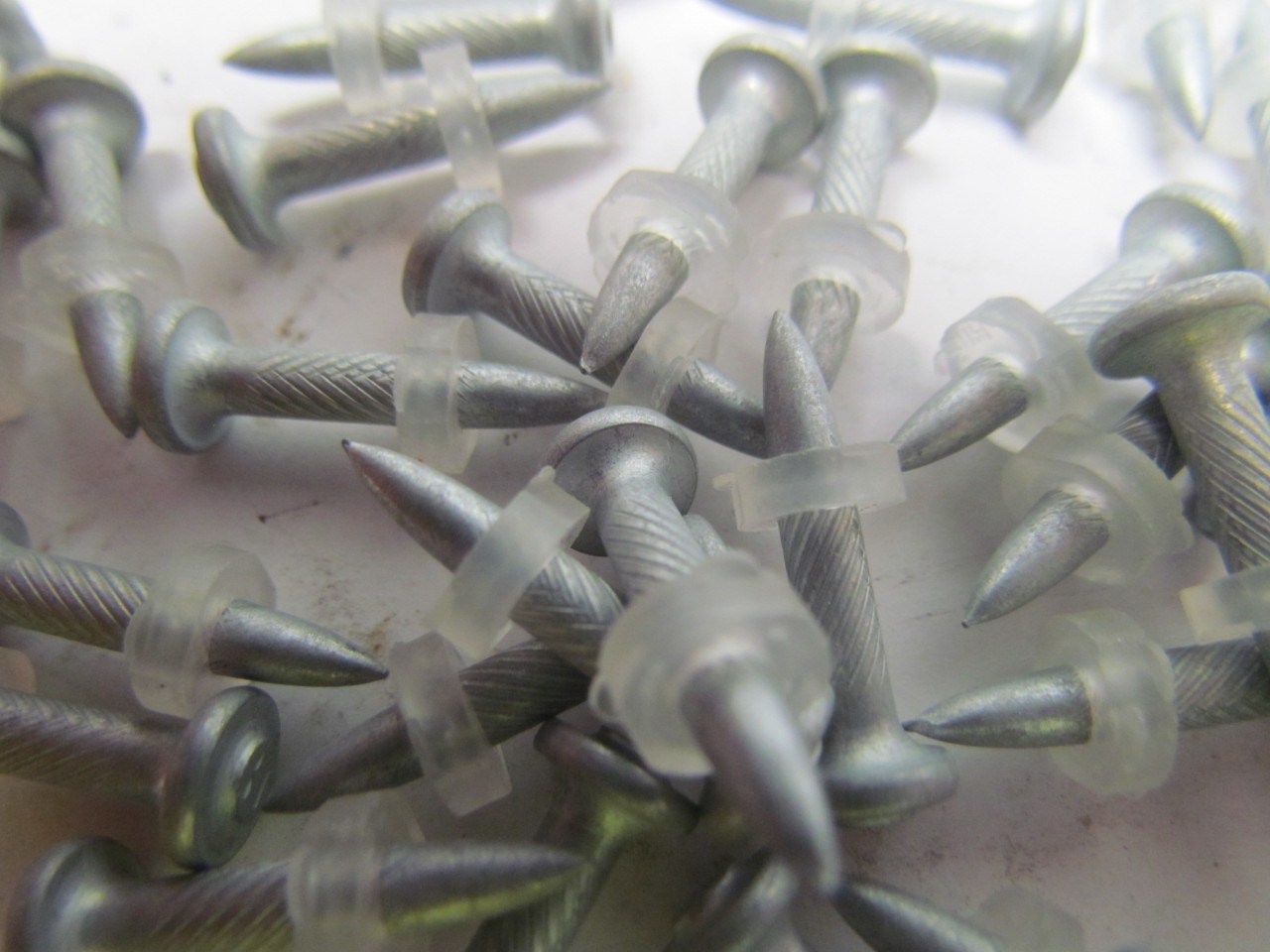 Hilti XEDNI 22P8 Carbon Steel 7/8"L Pin Nail Ballistic Fastener w