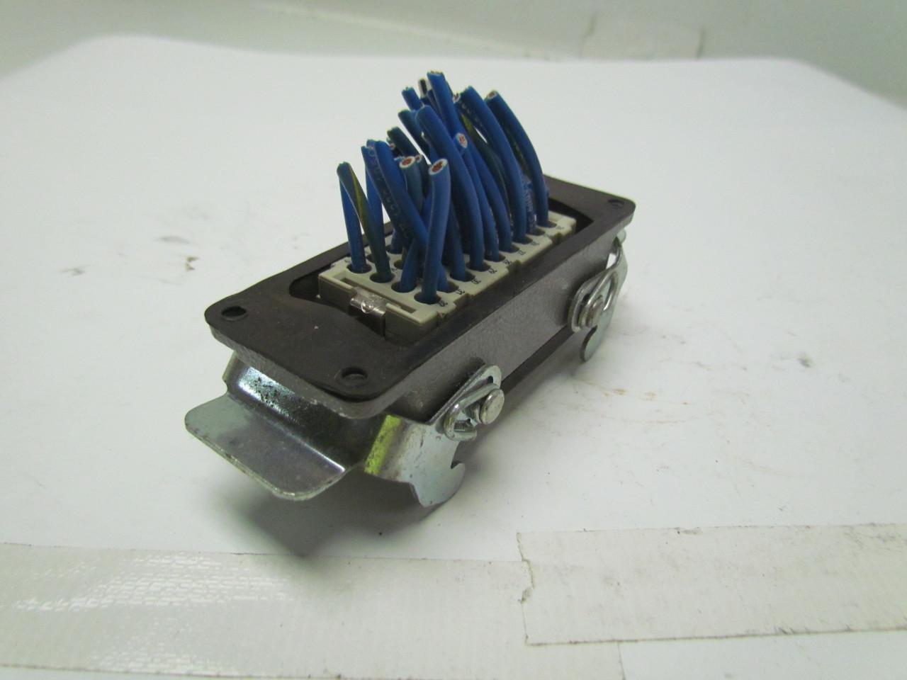 HARTING HAN Bulkhead mount 32pin double lever connector eBay