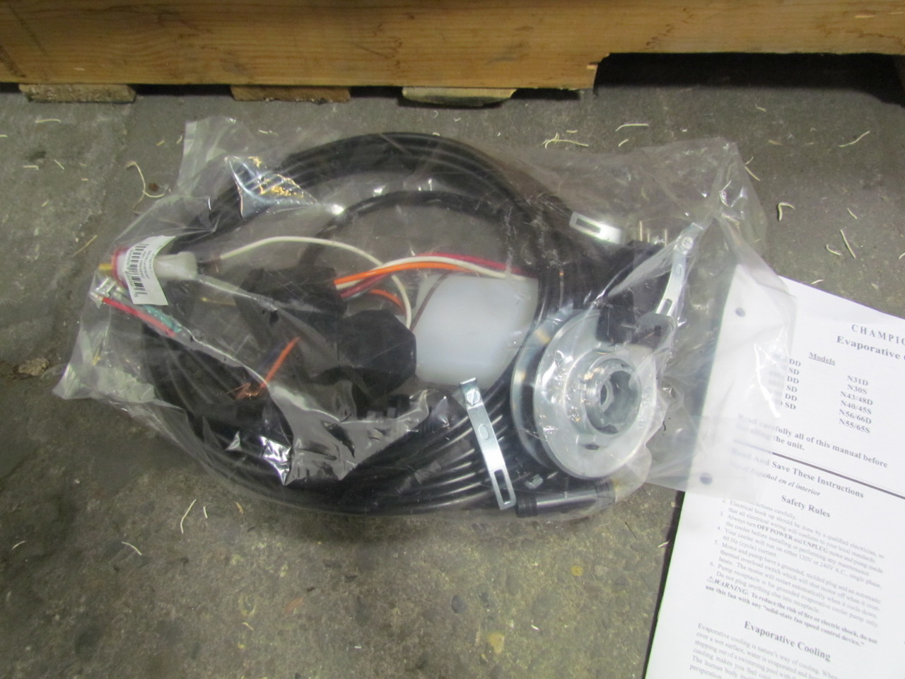 Champion 5000 DD Evaporative Downdraft Swamp cooler 6500 CFM 2400 Sq