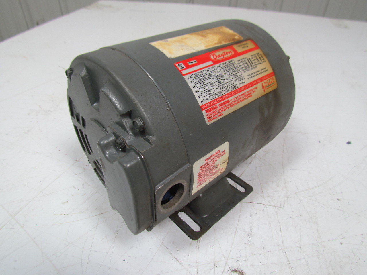 Dayton 2N103R 1/2HP Electric Motor 208220/440V 3PH 1725RPM F56 Frame