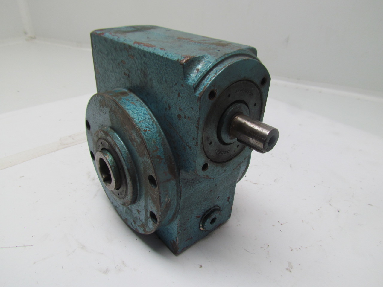 Swedrive AB XE 50 Worm gear speed reducer box 22.5 ratio 9/16" keyed shaft