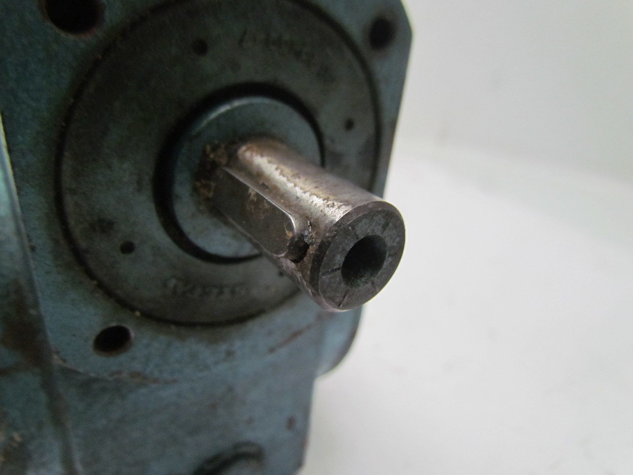 Swedrive AB XE 50 Worm gear speed reducer box 22.5 ratio 9/16" keyed shaft