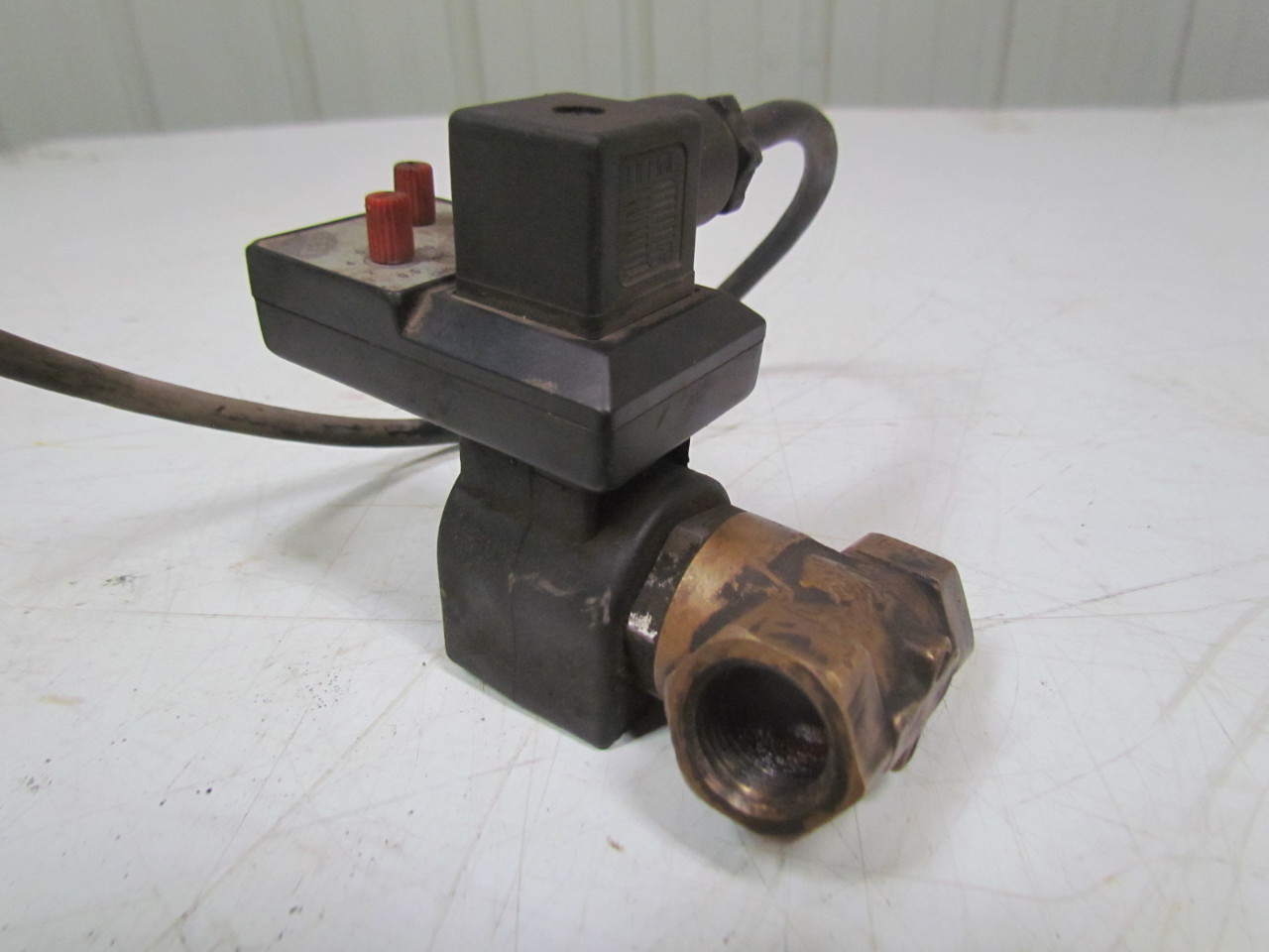 Ingersoll Rand EDV2000 Electric Drain Valve 1/2" NPT 250 PSIG Max